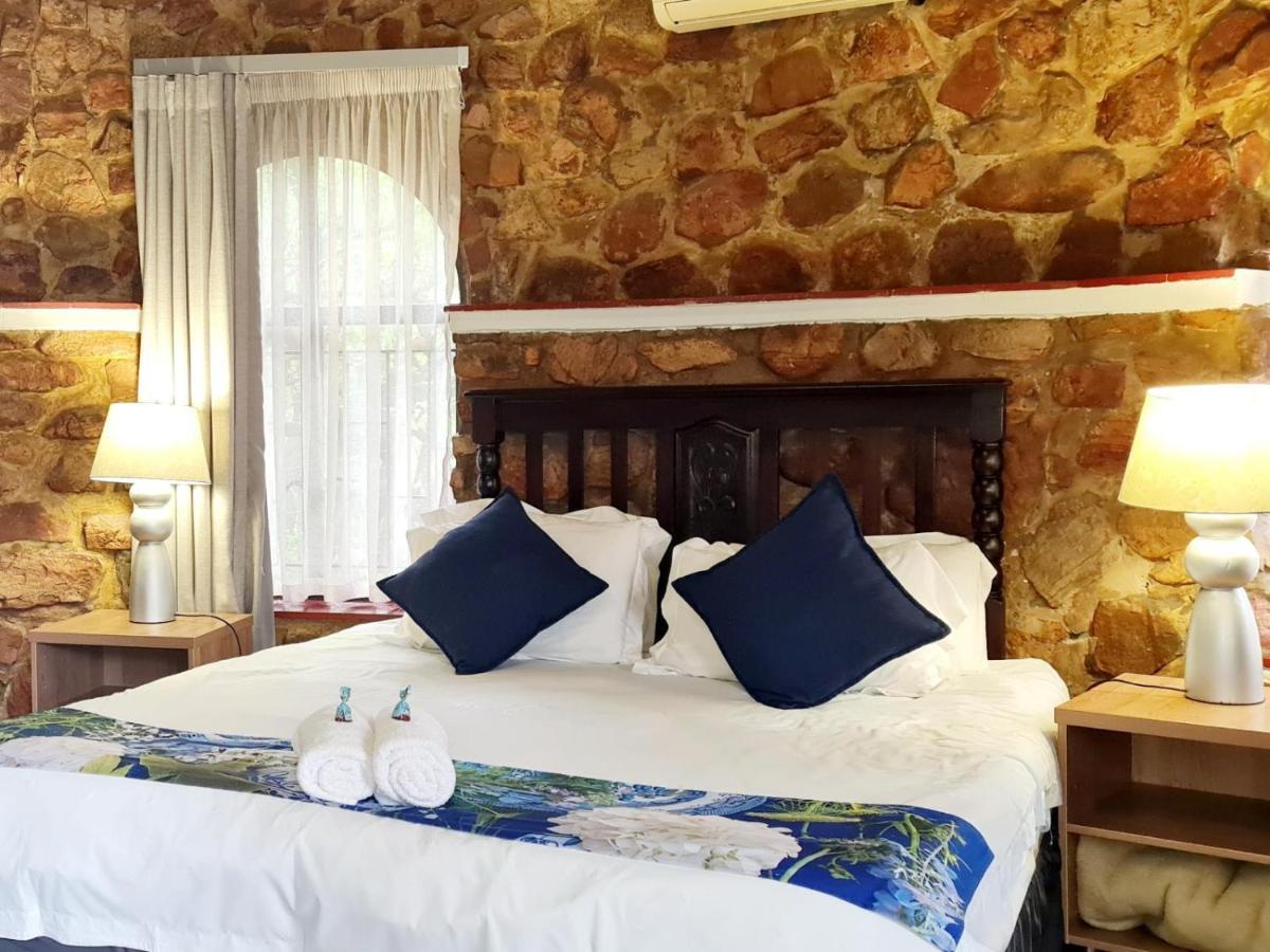 Magalies Mountain Lodge And Spa Hartbeespoort Exterior photo