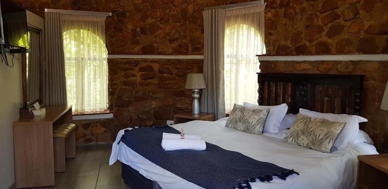 Magalies Mountain Lodge And Spa Hartbeespoort Exterior photo